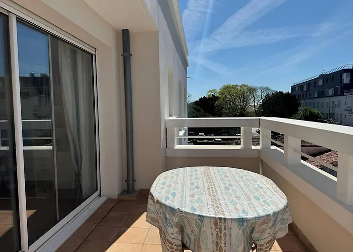 : 47m², Balcon, Parking Privé, Ascenseur - Fr-1-738-48 Apartamento