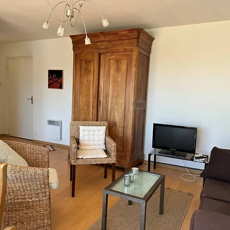 : 47m², Balcon, Parking Prive, Ascenseur *