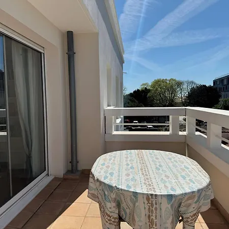 Royan : Appartement 47m², Balcon, Parking privé, Ascenseur - FR-1-738-48 Apartment