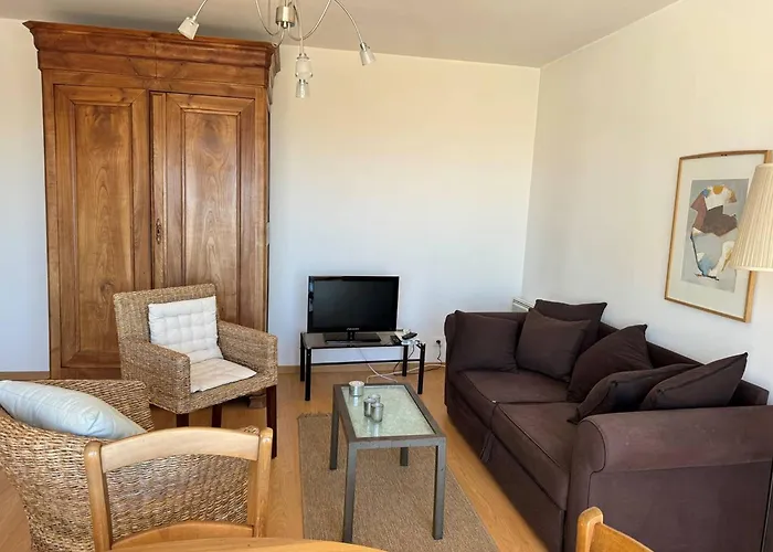 : 47m², Balcon, Parking Prive, Ascenseur - Fr-1-738-48 *